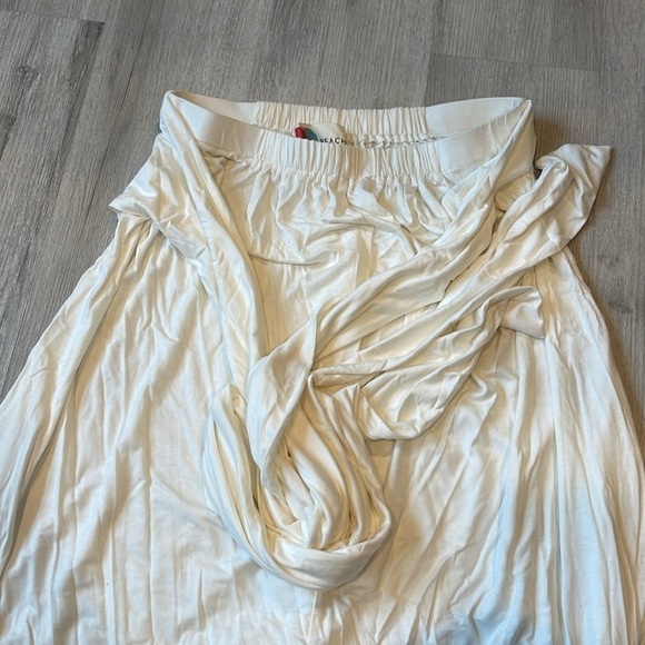 Free People Beach Redondo Romper in White Size X-Small - Picture 6 of 9